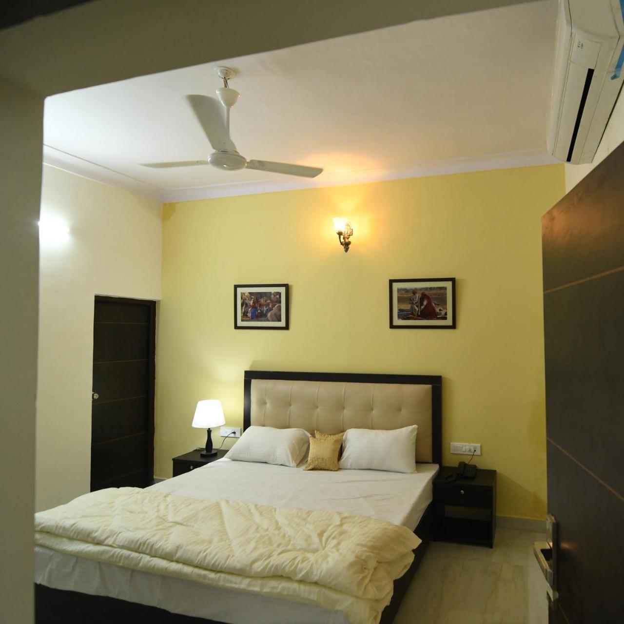 Bed and Breakfast Mimosa Udaipur Exterior foto